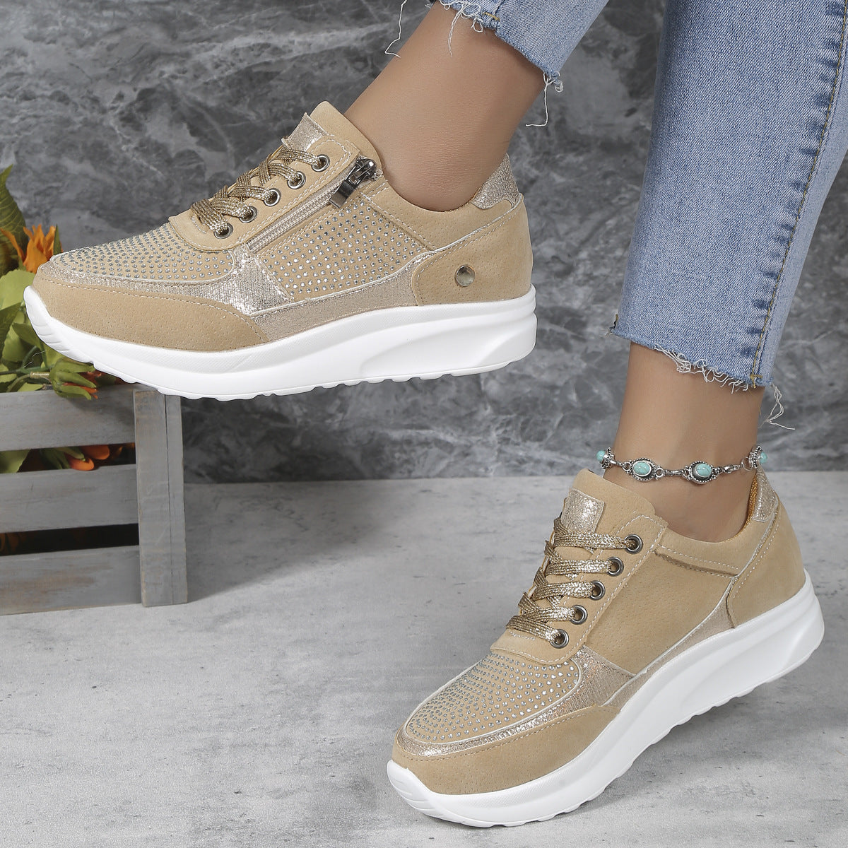 Viva – Glow Sneakers