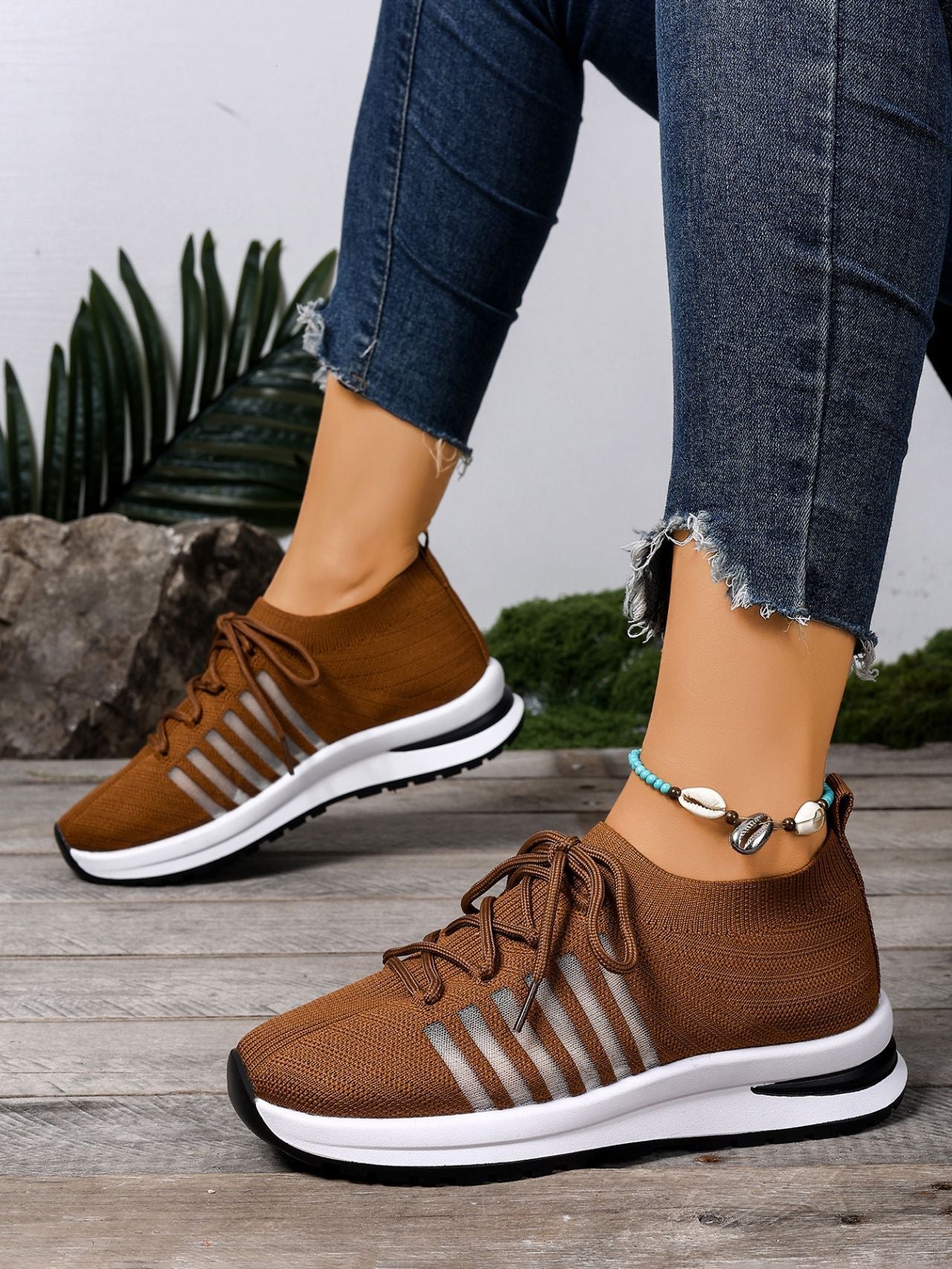 Viva – Lite Sneakers